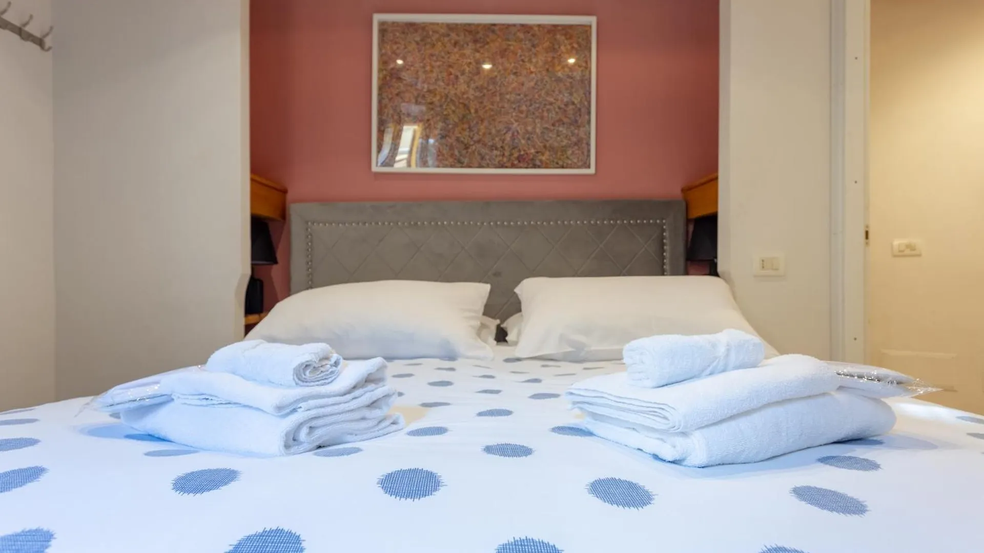 Oliviero - Colosseo Apartment With Terrace Rome
