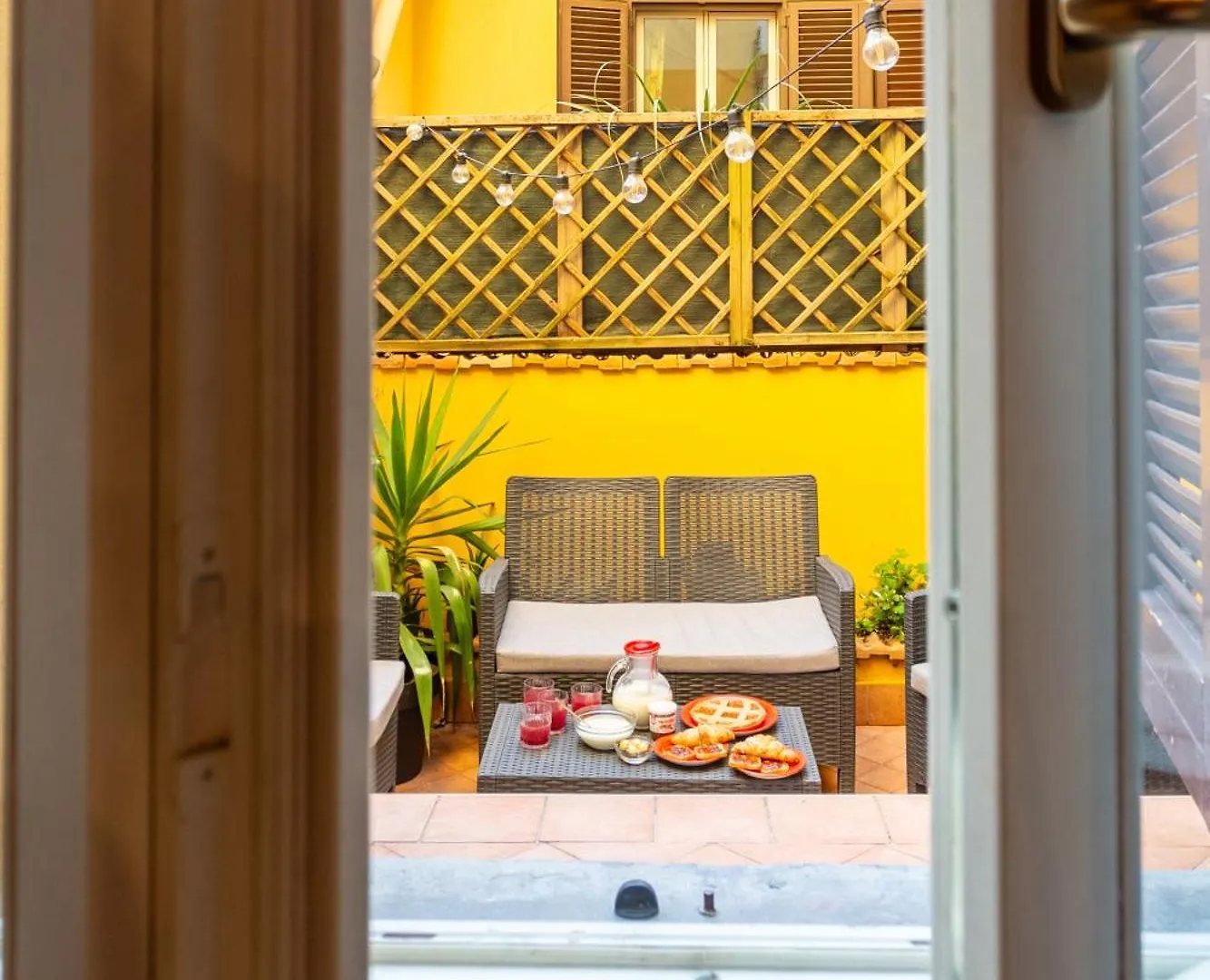 Oliviero - Colosseo Apartment With Terrace Rome