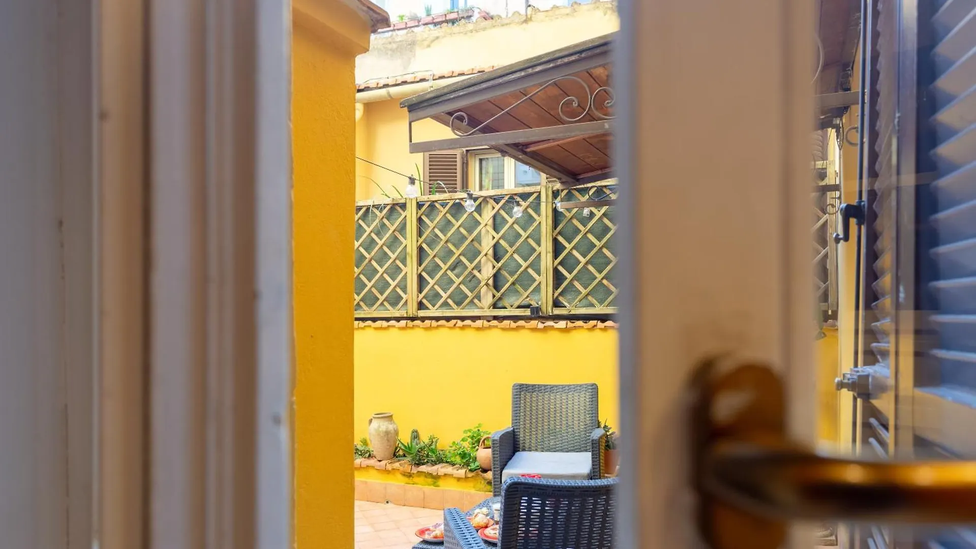 Oliviero - Colosseo Apartment With Terrace Rome