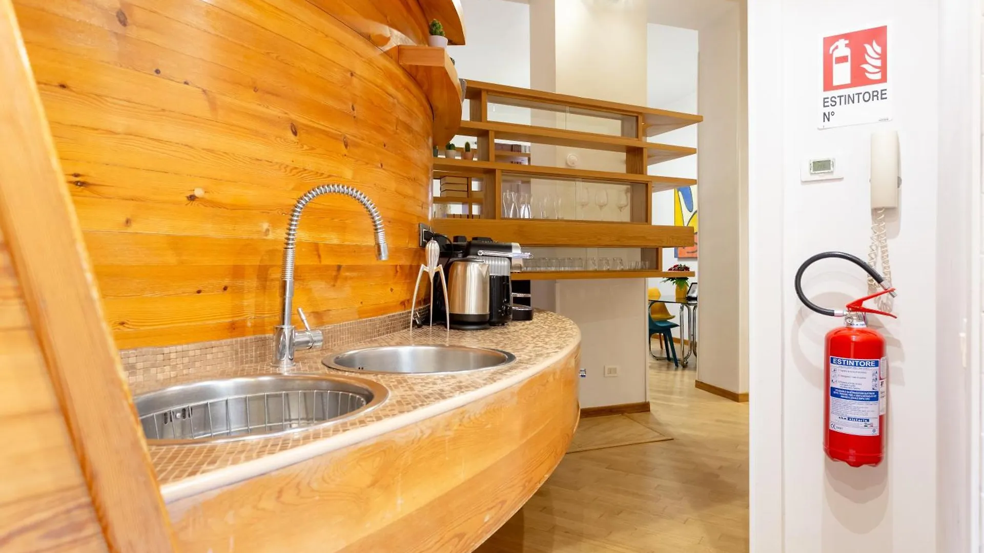 Oliviero - Colosseo Apartment With Terrace Rome