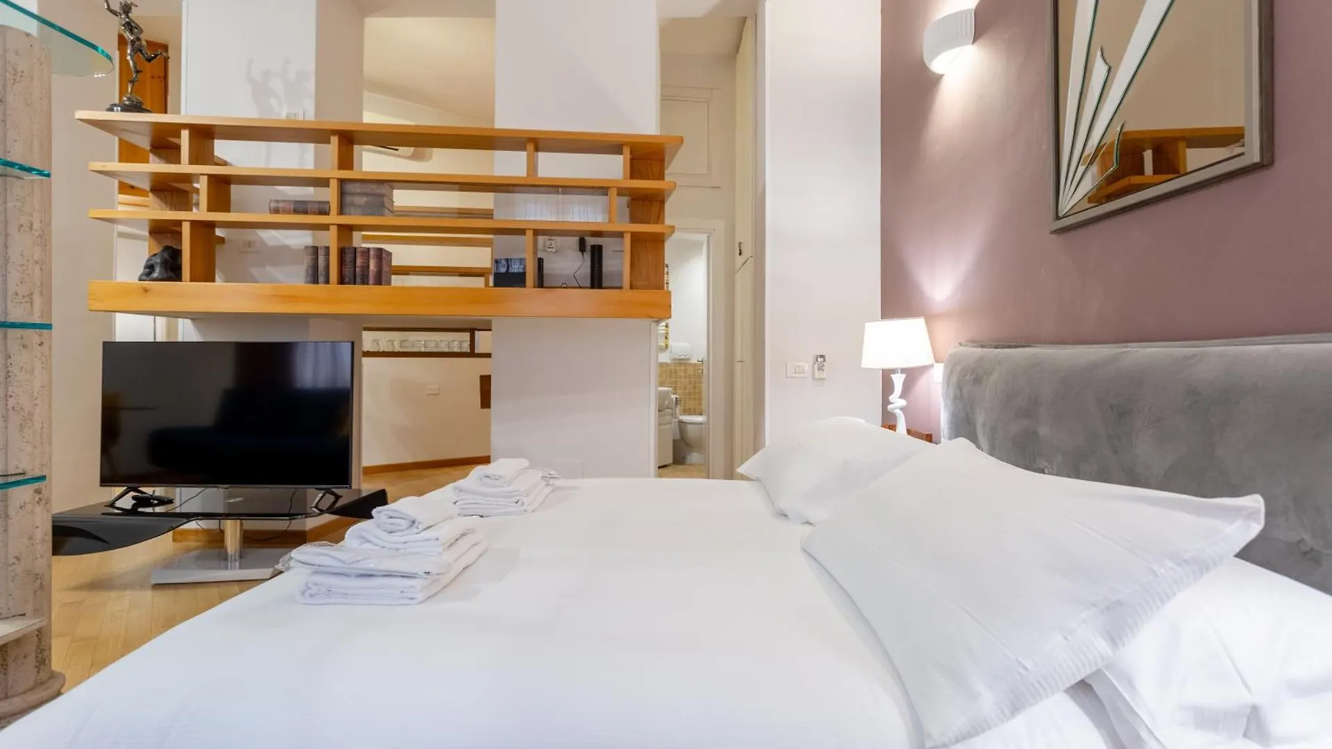 Oliviero - Colosseo Apartment With Terrace Rome